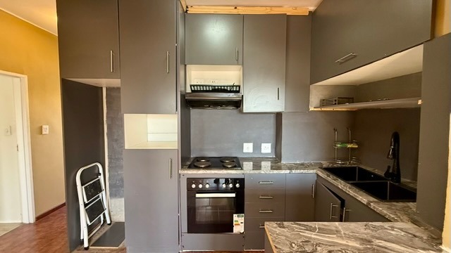 To Let 3 Bedroom Property for Rent in Zonnebloem Western Cape
